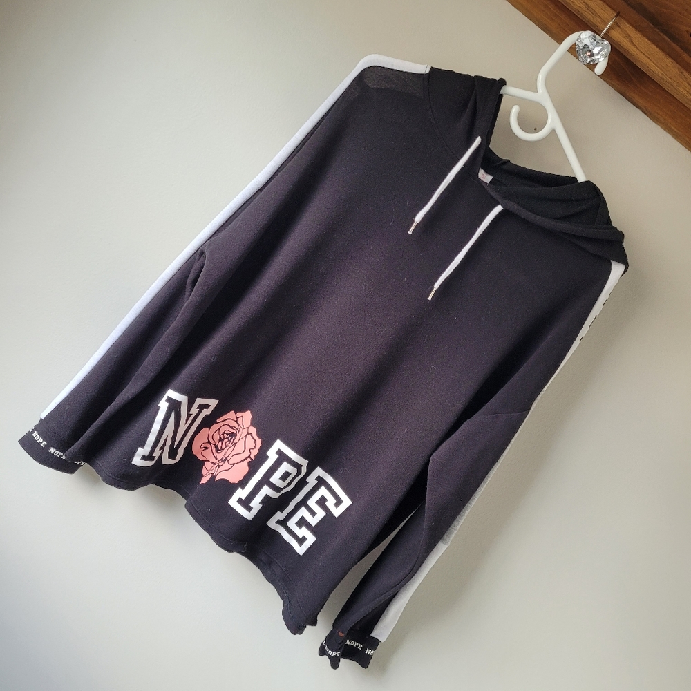 "NOPE" ROSE HOODIE WOMEN'S XXXL (JUNIOR FIT) NO BOUNDARIES - Picture 9 of 9